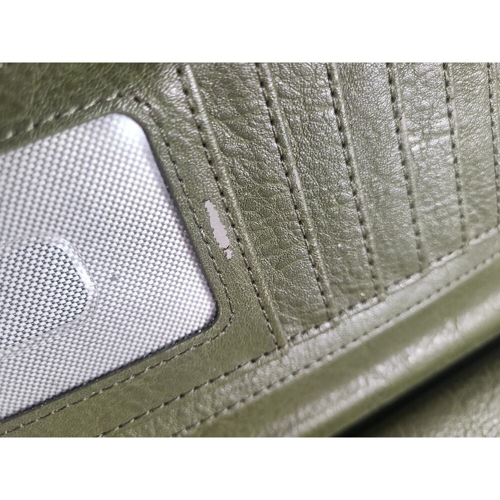 Fossil Green Leather Zip Around Wallet Clutch Snake Embossed Gold Hardware - Picture 8 of 8